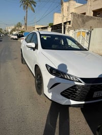 بي واي دي جن بلاص 2025 ابيض مرقم بغداد بسمي عنوان بغداد الشهداء البياع...