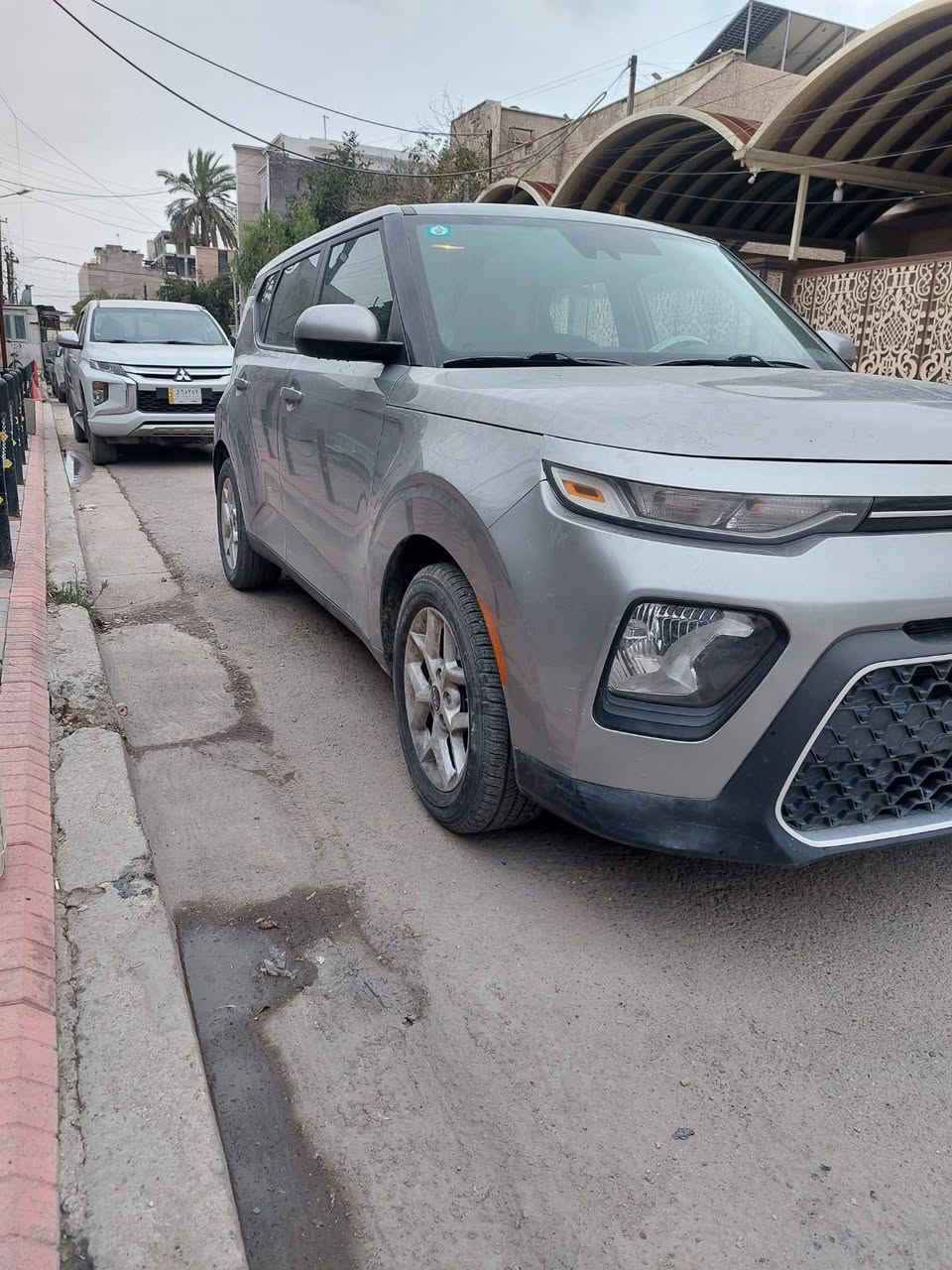 كيا سول للبيع
موديل 22 امريكي بأسمي رقم انگليزي 
مكينة 2.0 دوش 
ماشية 55828mi
حادث السيارة مثل ما موضح بالصور تبديل جاملغ و بنيد و ايرباگ ستيرن و دشبول 
السعر $132
مكان السيارة بغداد الكرادة شارع الصناعة
***********
***********
