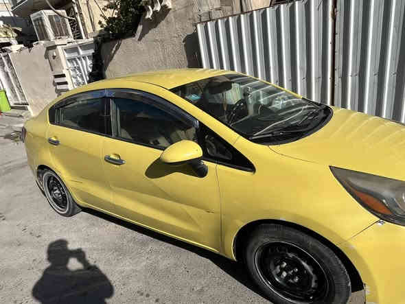 السلام عليكم للبيع
ريوه  2013 وارد امريكي
حادثها قبق جنطه مصلح نفسه محرك جي دي اي كير اوتوه تبريد 
رقم بغداد مصفره هيئه وغرامه  
السعر 85 
العنوان بغداد حي الجهاد 
ه‍ ***********
