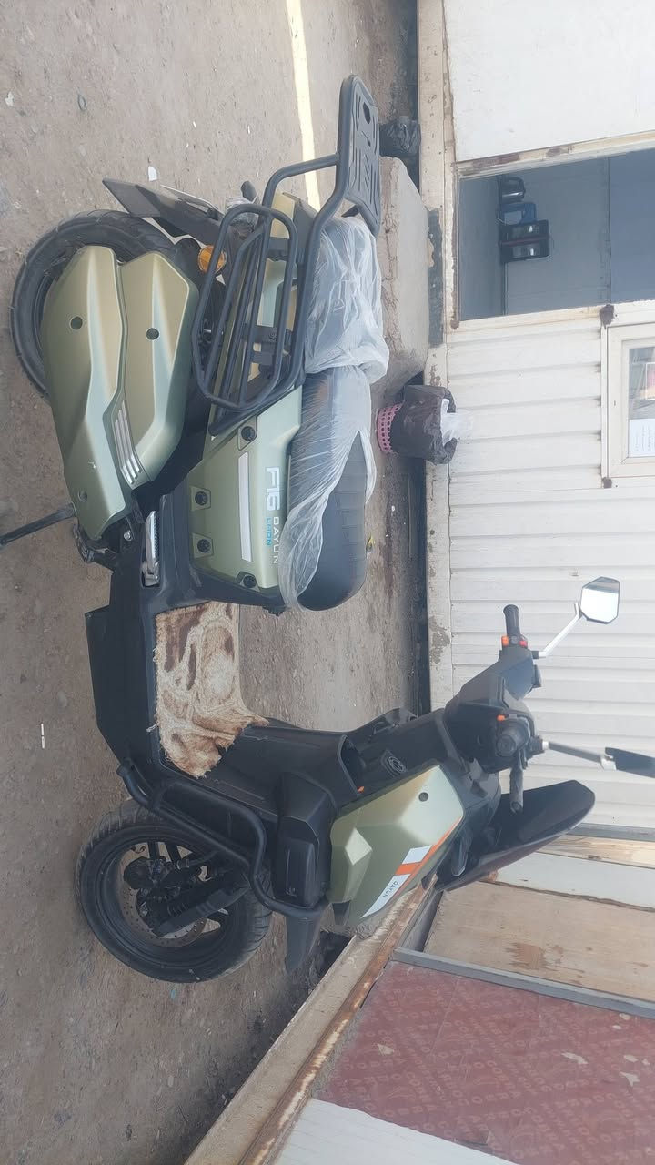 دراجه شحن جيتور جيل سابع صاري شهر من اخذته  دراجه غني عن التعريف  بطاريه لثيوم فوسفات حديد  دراجه مكفوله من كلشي كلشي شغال بيه  بيه ٣سرع نضام البك مثبت سرعه دراجه ماتعبانه بعده بضمان شركه سعره مليون ٤٠٠وبيه مجال قليل مكاني صابيات


**إذا كنت صاحب هذا الإعلان وتريد حذفه لأي سبب، رجاءا أرسل رسالة إلى الدعم الفني**