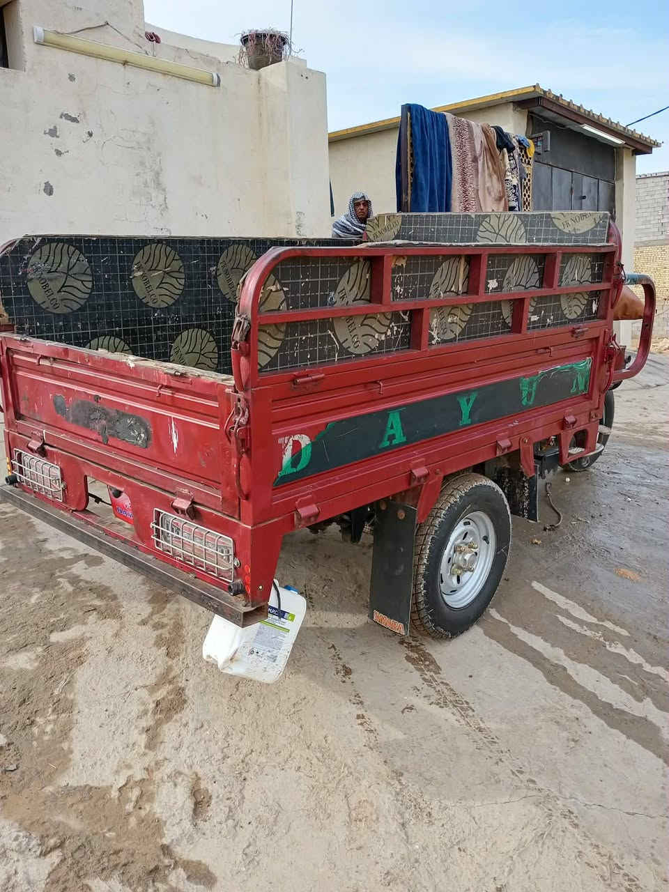 سلام عليكم شباب.. للبيع ستوته دايون.. ستوته خير من الله شغل وطلع كبل الله شاهد مكاني بغداد النهروان .. شراي يجي خاص.. أو يتصل )***********
