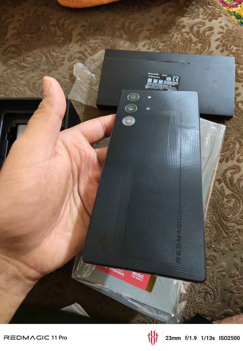 ريد ماجك 10 اس برو  اخر اصدار وحش الالعاب
نسخة عالمية

نظافه 💯

ذاكره 256/24g

شاشه AMOLED  144hz

بحجم 6.8 بوصه

معالج snapdragon 8 elite 

احدث واقوى معالج بالعالم حالياً

ببجي اعلى اعدادات 120فريم

كاميرا 50MP

بطاريه بسعة 7050ma

شاحن سريع 80w

ملحقات كامله

كارتون شاحن كفر 

سعر775 الف 

 تواصل مراسلتي او الاتصال. تسأب على 
رقم ***********
