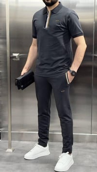 اخر قطع • نيلي اكس لارج • رصاصي اكس لارج