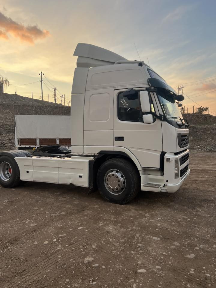 فالفؤ بؤ فرؤشتن 2005 تؤماتيك تانكي 47طن
هه موو به شرت گير و مكينو شانسي سبوغ 
سه نوي 2030 تازيه هاف …
***********….***********
***********
