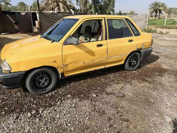 السلام عليكم سايبا  موديل 2012 مكينه خير من الله كير جديد صدر جديد حداديه خير من الله تايرات جدد رقم بغداد هيه وغرامات مصفره السياره نكره سلف ترايك وين ماتريد الكشر كدام العين بعد السعر 25ورقه وبيهه مجال للطيبن اخوان المو شراي رجاً رجاً ليتعبني السياره مال جناي يطلع بيهه خبزه العائلته وهاذا ورقم الهاتف :***********
