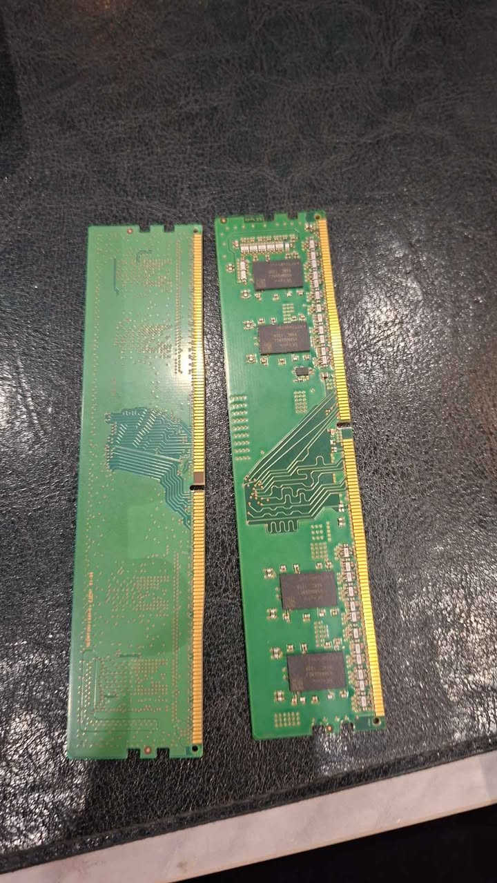 رام ٨ کیکا ddr 4 
ram ddr4 desktop 3200aa speed 
8gb
2pcs أربيل, العراق


**إذا كنت صاحب هذا الإعلان وتريد حذفه لأي سبب، رجاءا أرسل رسالة إلى الدعم الفني**