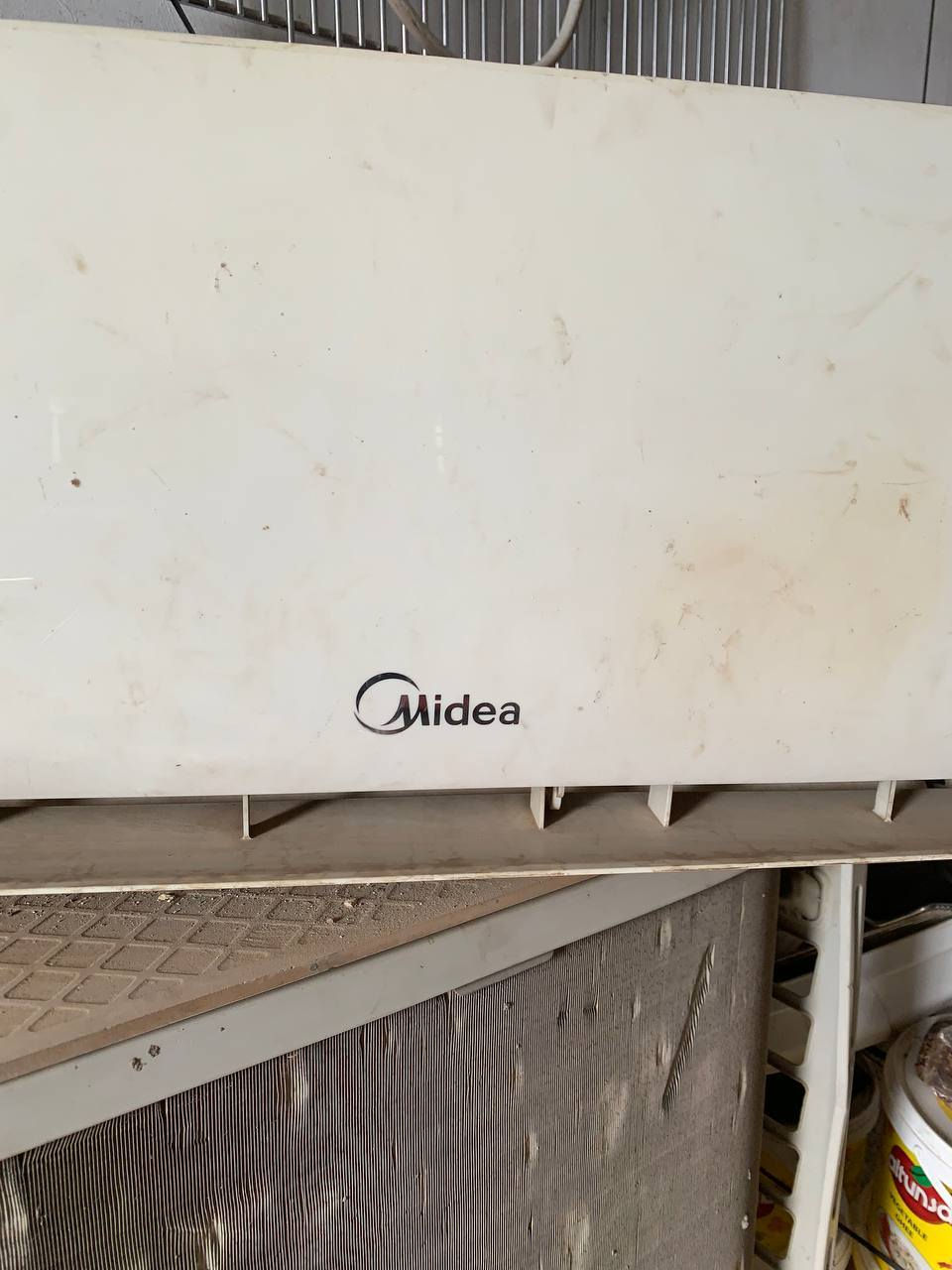 السلام عليكم اخواني 
للبيع عجانة 30 لتر جديده بالباكيت مستعمله كم مره واضحه نظافتها بصور 

ميز ستيل قياس120 نظيف بالباكيت 

صواني رخام 12 قطعه
صواني اسود و3 اخضر 12 قطعه حجم كبير
جديدات

ديكور ورد بهذا الشكل ترتيبه بس نكسرت مني تصليحها جدا بسيط يتركبلها غصن هيج جنت مرتبتها بنقل نكسرت

سبلت للامانه بي عطل بس  وتصليحه بسيط بارد

حافظاات ستيل حجم كبير جديداات مامستخدمات 

وبعد عندي سلكونات جديده
قوالب جديده صواني كنافه
اغراض ورد طبيعي  تحفيات

هوايه اشياء

للاستفسار ع رقم ***********
عنوان ناصريه
