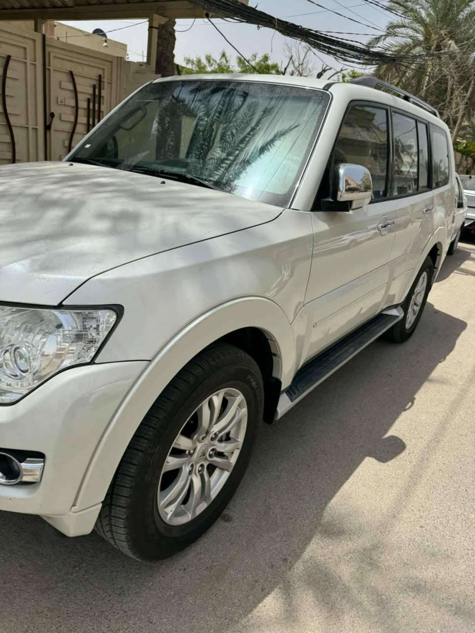 سلام عليكم باجيرو حبتور 19فول مواصفات كفاله عامه السياره جاهزه متوازي عندي عمليه السعر 205جوه سعره***********
