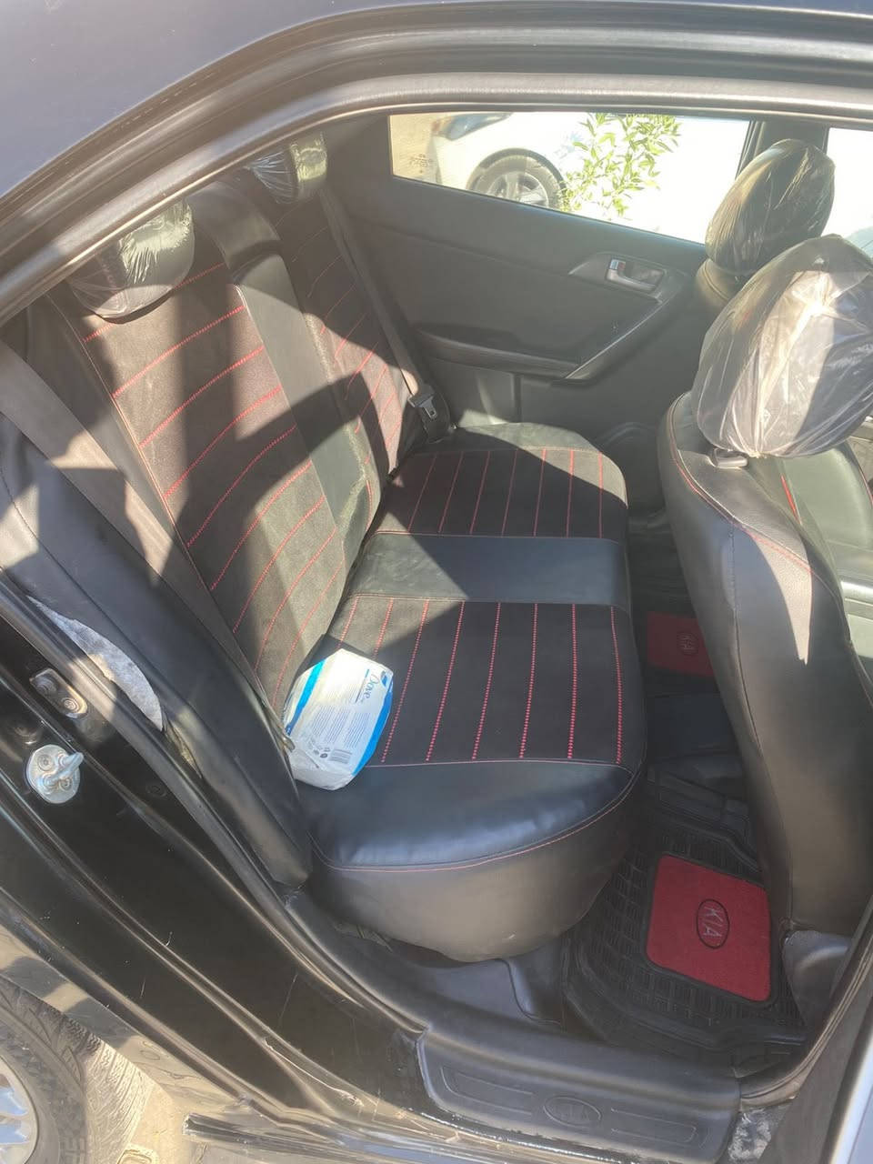 السلام عليكم
فورتي ex موديل ٢٠١٢ فول مواصفات ١/١
رقم بغداد باسمي مميز
مكينه ١٦٠٠ دوش 
ويل رياضي 
باتري جديد
تخم تاير جديد
فيت بم جديد
عليها ادامه للمكينه 
كشنات جلد ارضيه جلد 
تحكم ستيرن جهتين كروز سرعه
سلايد روف طكتين 
صدر امامي خلفي جديد
السياره مبدل بنيد ودعاميه بلادي 
السياره كلها ليبل واحد 
السعر ١١٥ وبيها مجال حك الجيه 
العنوان بغداد الشعب 
***********
