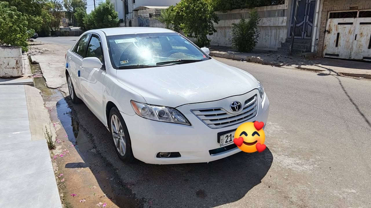 تيوتا كامري للبيع أو مراوسة موديل 2008
موصفات Le 
سياره جديده وبواقع احلى من صورة
بيها صبغ بهلال شبرين 
وبي تعديل باب سايق 
ورصعات خفيفه 
سنويه و هزه جديدة 
مكاني كركوك للتواصل /***********
السعر دفتر وبي مجال للطيبين
