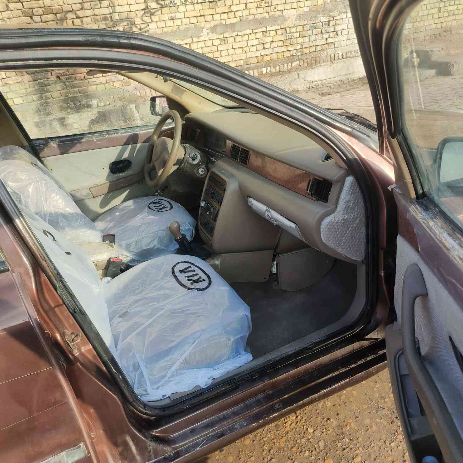 سلام عليكم للبيع سمند موديل 2012 مكينه وكير كفاله تخم تاير جدد حداديه جدد كهربائيات كله شغاله تبريد ثلج سنويه 2029 مشروع وطني مصفره غرامات ربع ما عليه  مصبوخه اثر جراد لا ضربه ولا تبديل ولا معجون سياره كفاله سياره مال جناي كشرته حلوه قطرت خياس ما بيه ترايهه حلو سعر 25بيه مجال قليل مكاني ميسان العماره رقم الهاتف ***********
