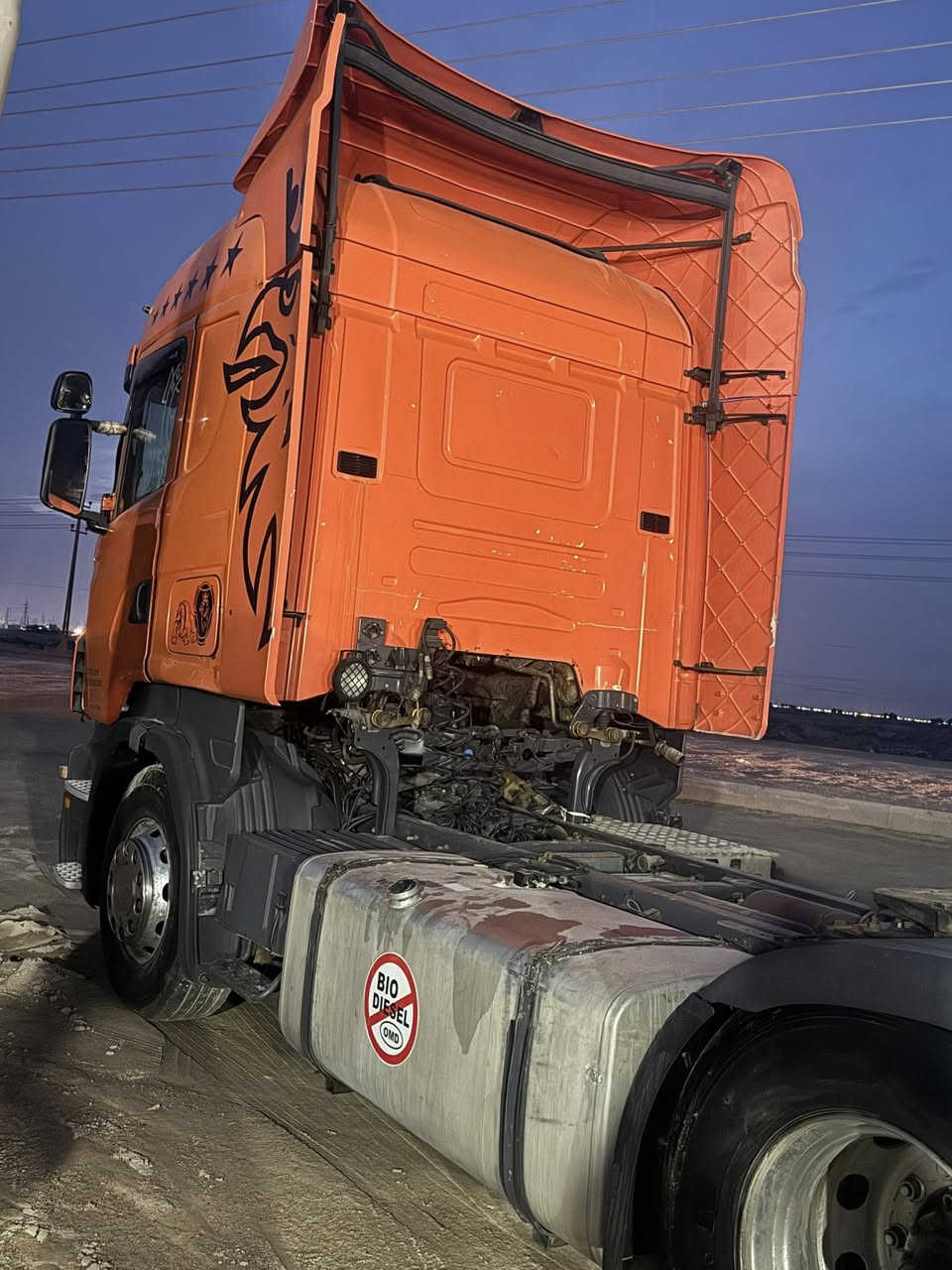 سلام عليكم سكانيا موديل 2008 مكينه 6 سلندر كير اوتماتيك 12 نمره كفاله شاصي كير مكينه شرط الفحص ملاحظه أصوليات السياره مدفعه الضريبه ولغرامات تريد مداور تريد وكاله كلشي اوصولي العنوان بصره ***********
