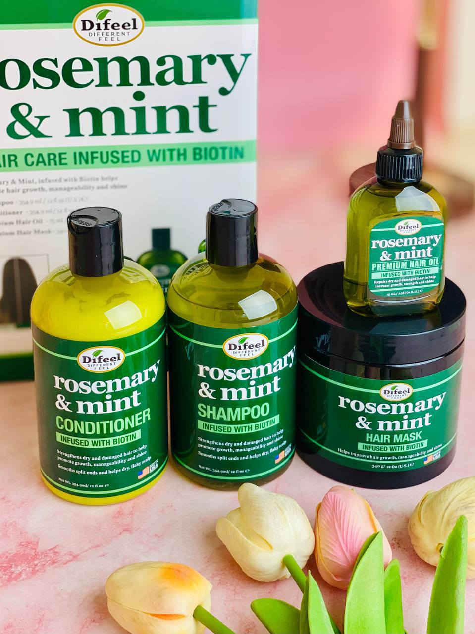 Difeel 🍃
rosemary & mint🍃🇺🇸
وفرنا لكم مجموعة 
الروز ماري براند من شركة ديفل🍃
الاصلية الامريكية 🇺🇸💯
اقوى مجموعة لعلاج جميع مشاكل الشعر تتكون المجموعة من زيت وشامبو وبلسم اكليل الجبل والنعناع 🍃🌿

1. شامبو روز ماري Difeel 🌿
مقوي للشعر غني بإكليل الجبل والنعناع و المكونات العضوية المعتمدة مثل زيت جوز الهند وزيت بذور باباسو لتنظيف شعرك بلطف غني بالبيوتين لتقوية الشعر يعيد صحة الشعر الضعيف أو الهش يوفر ترطيباً مكثفاً مناسب لجميع انواع الشعر يوقف التساقط ويقوي بصيلات الشعر ويزيد كثافته ويعطيه لمعان ورونق وعطر فواح

2. بلسم روز ماري Difeel 🌿
المعالج والمقوي لبصيلات الشعر وتغذيته 
💚 يوفر بلسم تقوية النعناع روزماري التوازن المثالي بين القوة والرطوبة لتحسين الحالة العامة للشعر وفروة الرأس. 
💚 ينعم ويفك تشابك الشعر على الفور لزيادة سهولة التحكم. يدعم شعر أطول وأكثر صحة.
💚 غني بالبيوتين ويمنحك لمعاناً مذهلاً
💚 ينعم ويفك تشابك الشعر على الفور
💚 يدعم صحة الشعر لفترة أطول
NO NO'S: البارابين ، الكبريتات ، البارافين ، الزيوت المعدنية ، DEA

3. زيت روز ماري Difeel  🌿 
زيت إكليل الجبل الأصلي من روز ماري هذا سيروم ايفيكاس يمنع تساقط الشعر ويحفز على نمو الشعر
💚 زيت اكليل الجبل والنعناع ، تركيبة مُميزة مصممة بعناية لتغذية فروة الرأس وتعزيز نمو الشعر وإيقاف تساقطه ☘️
💚 يمنع تساقط الشعر ويحفز على نموه 
💚 يسرع نمو وتطويل الشعر 
💚 يعيد الصحة والحيوية للشعر الباهت
💚 يمنح الشعر اللمعان والتغذية ويقلل من الاطراف التالفة
💚 يحتوي على اهم المواد المغذية
💚 زيت اكليل الجبل ، زيت اللوز الحلو زيت اللافندر الالوفيرا ، فيتامين C ، بايوتين
  
4.ماسك روز ماري Difeel 🌿
المعالج والمقوي لبصيلات الشعر وتغذيته 
💚 يوفر الماسك روزماري التوازن المثالي بين القوة والرطوبة لتحسين الحالة العامة للشعر وفروة الرأس. 
💚 ينعم ويفك تشابك الشعر على الفور لزيادة سهولة التحكم. يدعم شعر أطول وأكثر صحة.
💚 غني بالبيوتين ويمنحك لمعاناً مذهلاً
💚 ينعم ويفك تشابك الشعر على الفور
💚 يدعم صحة الشعر لفترة أطول

#الأصلي صنع في امريكا 💯🇺🇸


**إذا كنت صاحب هذا الإعلان وتريد حذفه لأي سبب، رجاءا أرسل رسالة إلى الدعم الفني**