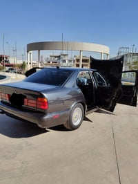 بي إيم دبليو ٥٢٥ • ١٩٩٣ • كركوك