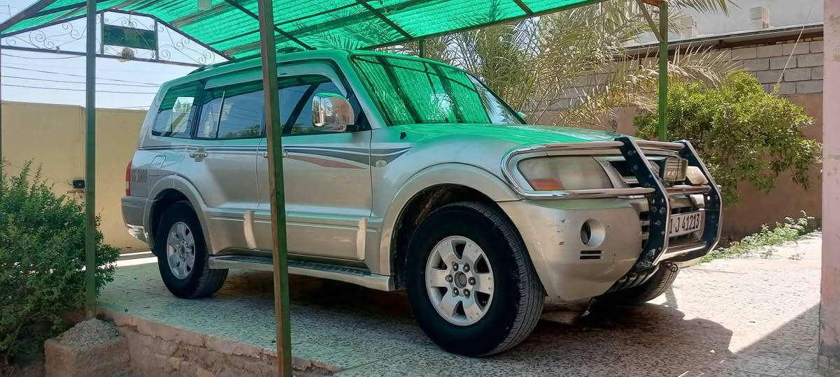 السلام عليكم سيارة للبيع باجيرو 2007 السعر 95 مستعجل على بيعها***********
