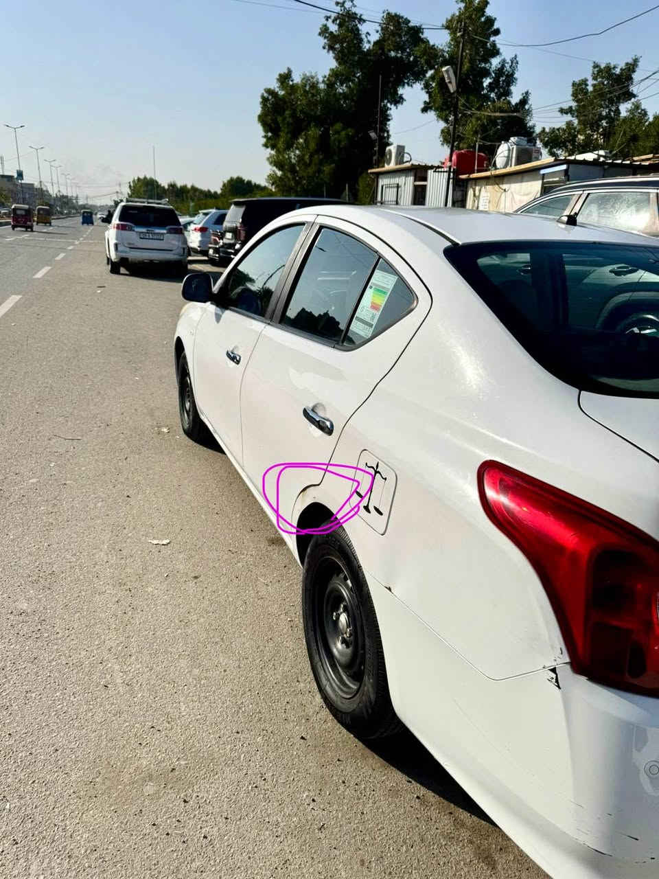 السلام عليكم 
نيسان سني 2020 بليت ازرق 
((السيارة على وضع الشركة ))
السيارة كفالة عامة من الصبغ والتبديل 
كير مكينة كهربائيات تبريد تدفأة كفالة عامة 
ماشية 100 كم 
سنوية ساقطة شهر ٩ 
اتصال فقط ***********

السعر 110 ورقة بغداد, العراق
