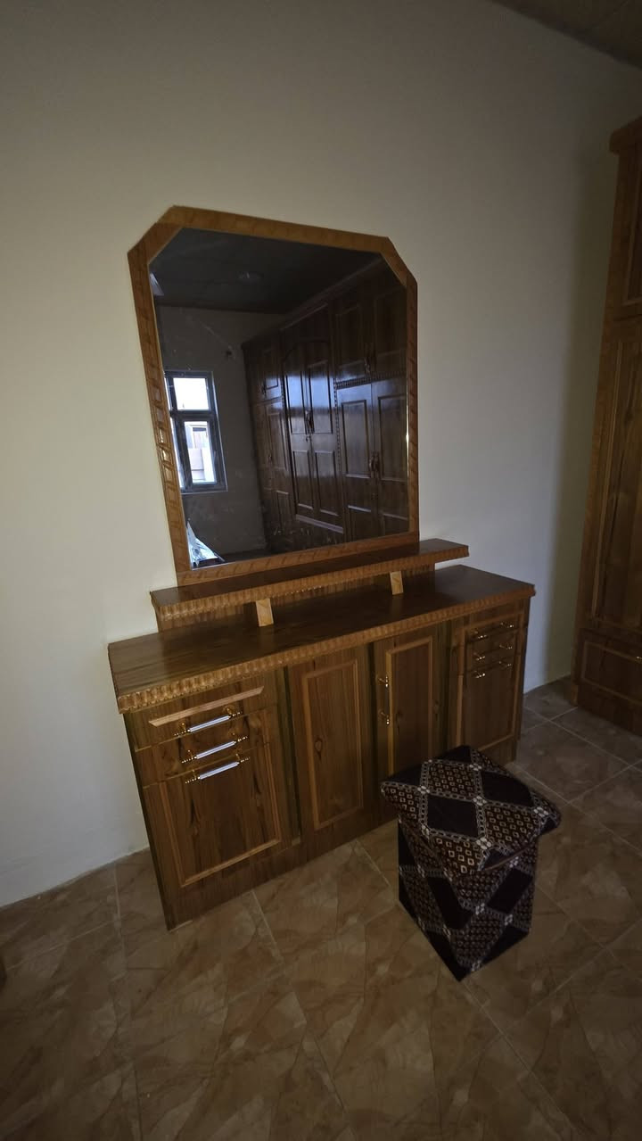 مساء الخير
غرفة نوم جديدة، خشب عراقي للبيع، مع. طخم جديد تركي مع طباخ 4 عيون تركي

الاستفسار تواصل مع الرقم الموجود

***********
