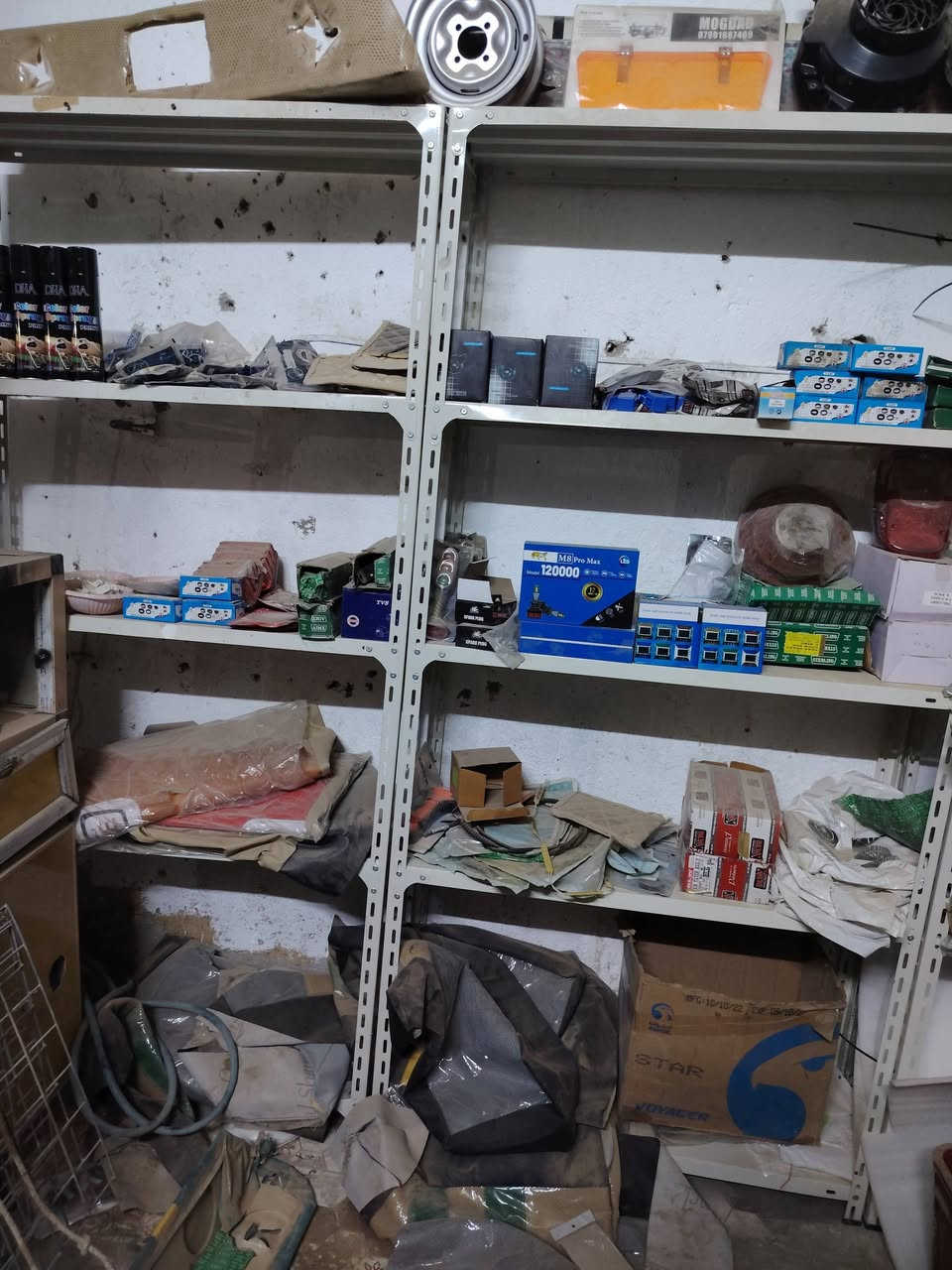 غراض محل ابيع كامل مكان ناصريه الغراف ***********
