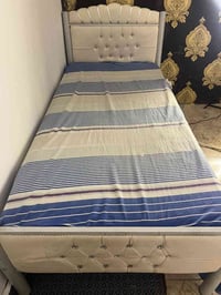 سرير نفر • حديد