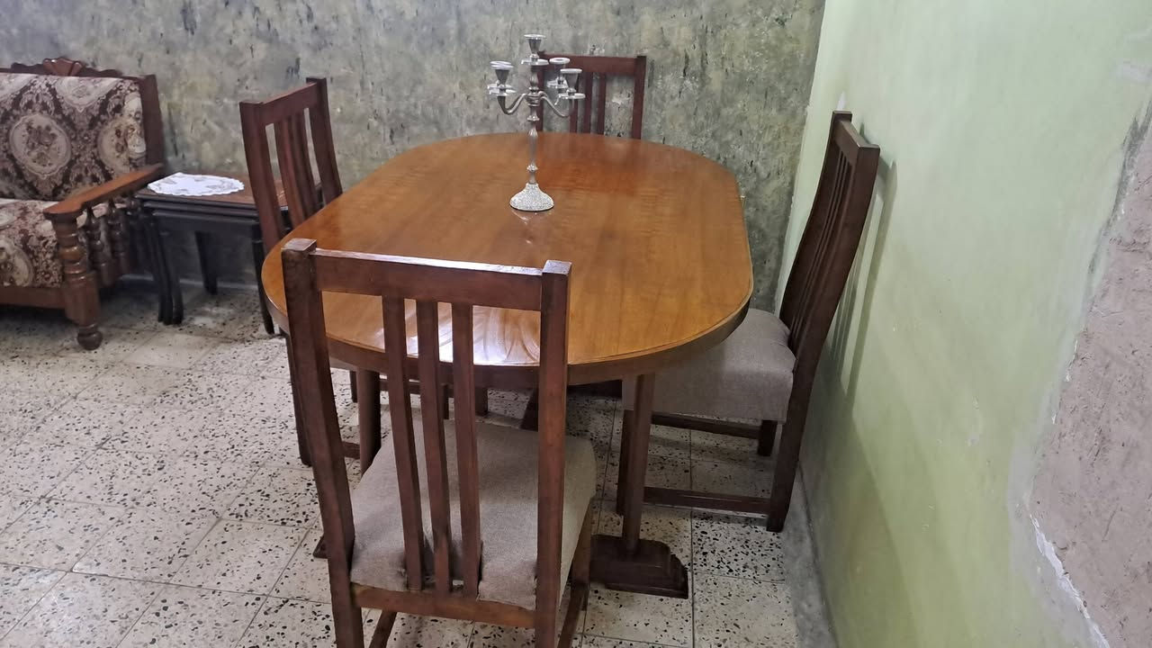 ميز طعام صاج ٤ كراسي خشب صنوبر بدون اي ضرر سعر ٣٠٠ توجد خدمة توصيل


**إذا كنت صاحب هذا الإعلان وتريد حذفه لأي سبب، رجاءا أرسل رسالة إلى الدعم الفني**