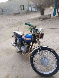 دراجة لبيع سعر 275 وبيها مجال  مكلف بنشر 07871406096