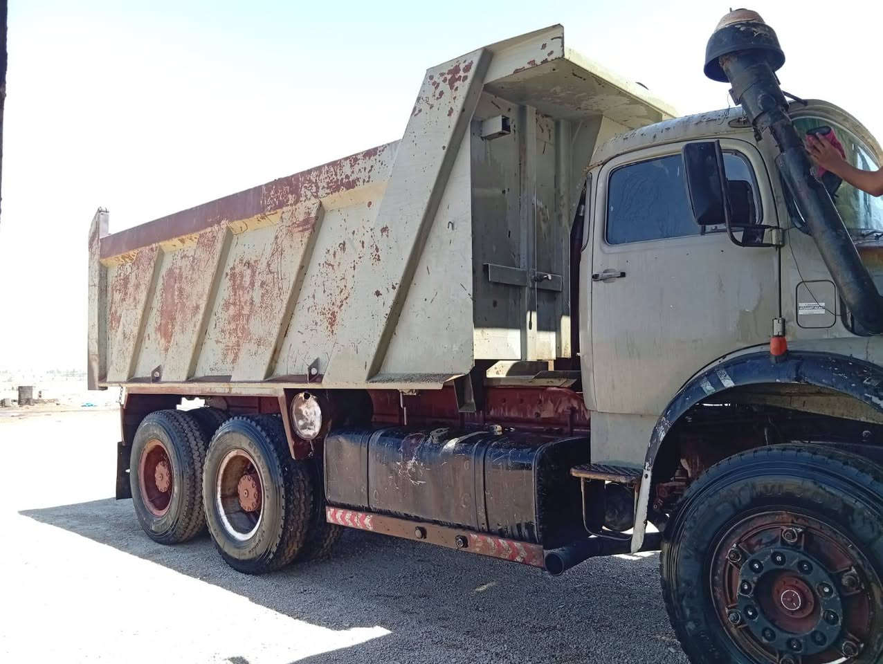 اقچم 82 سوبر لاتنقيص ولاتبخير گير جديد مجموعه جيف  بدي عمل تخم تاير جاهزه للشغل السعر ٤٧ وبيها  مجال العنوان الرمادي ***********
