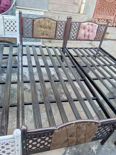 معرض ابو عبدالله للاثاث المنزلي 🔥 تم وصول وجبه جديده من سرير حديد حجم كبير متوفر جميع الوان بيه   زورونا تجدون ما يناسبكم العنوان تكريت الديوم مقابل مطعم المذاق بلقرب من اسواق الزوبعي للاستفسار خاص او اتصال *********** متوفر وتساب
