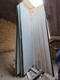 تلث قطع سندويج بنل قياس الوحدة ٣امتار ونص وياهن الحديد مالتهن وممستعمل...