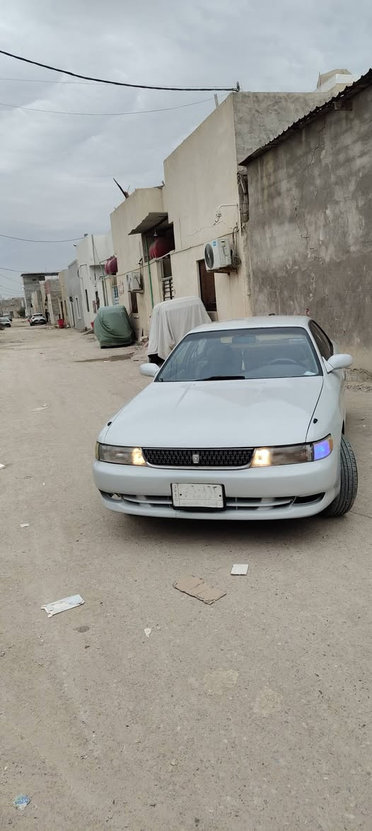 سلام عليكم سياره شيزر الفينيه سياره جاهزه من كل نواحي سنويه تنتهي بل 2029 مكفوله من لعيب شرعي ومن الكص ونقل كير مكينه اكسل مكفولات محرك ثنين ثنص الله شاهد سياره احله من صوره مكان البصره الجزيره رقم ***********
