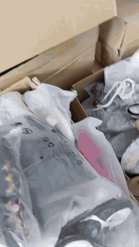 شلعة امزون هذني الكتروني ويا 5كراتين مكس كلهم ب800
وذا تردوهن شلعه القطعه الفين عدد القطع 460قطعه 
للتواصل واتساب  ‏‪0777 688 1775‬‏
