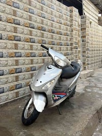 دراجه ماكس منغولي من بغداد معدل وشلعه وختم واحد ويه المكينه إذا المكين...