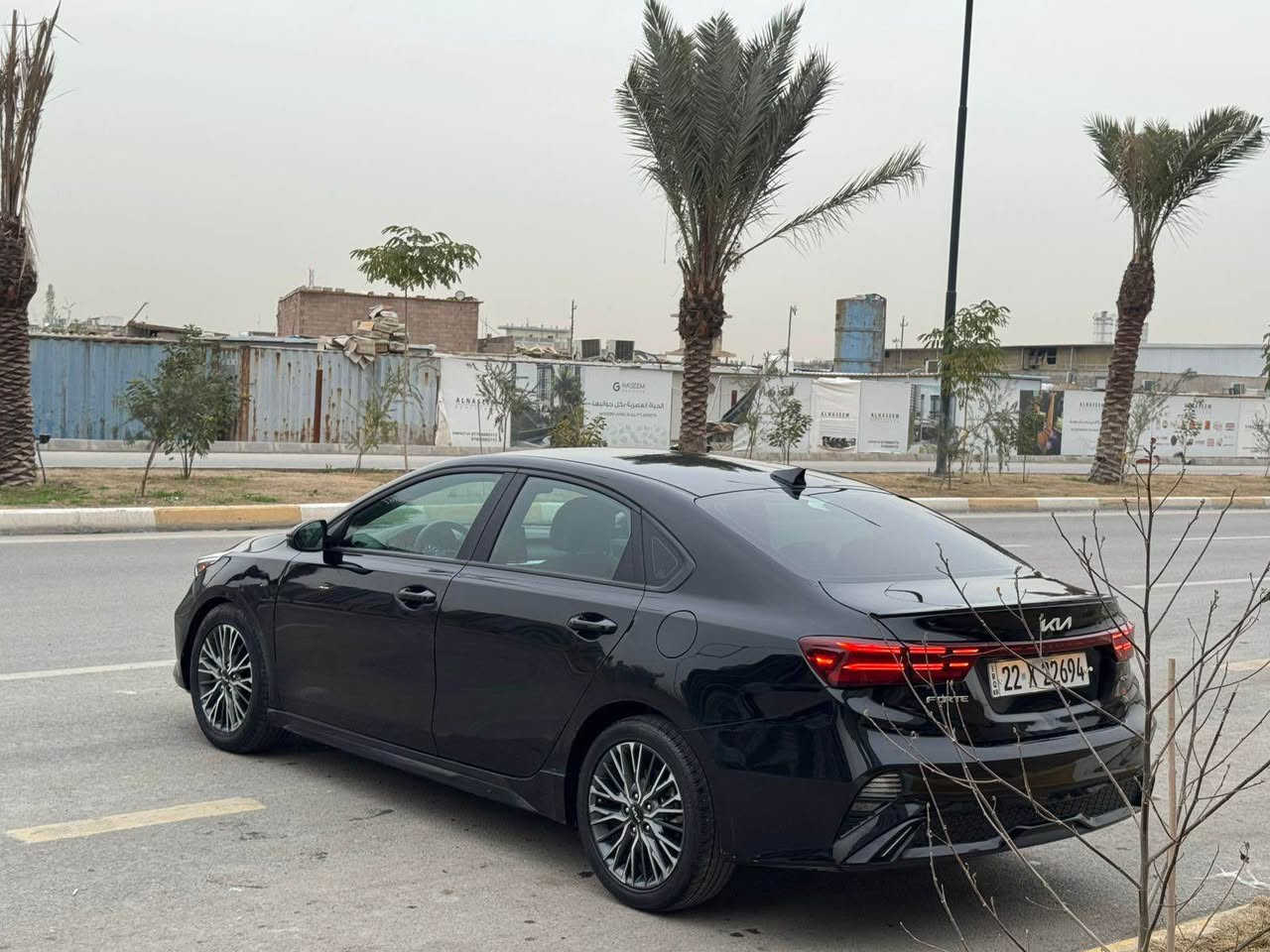 فورتي موديل ٢٣ جي تي لاين
مواصفاته فول عدا الفتحه 
ماشيه السياره ٣٠ الف فقط 
كير مكينه صدر تبريد كله كفاله 
مكاني بالسيديه 
والسعر ١٤٠ $$ وبيه مجال حك الجيه بيع او مراوس 
السياره بيه دعاميه ضربته ومن امريكا صفحه صبغ بدون دواخل 
تحويل وكاله واي شي رقمي بي واتساب 
*********** بغداد, العراق
