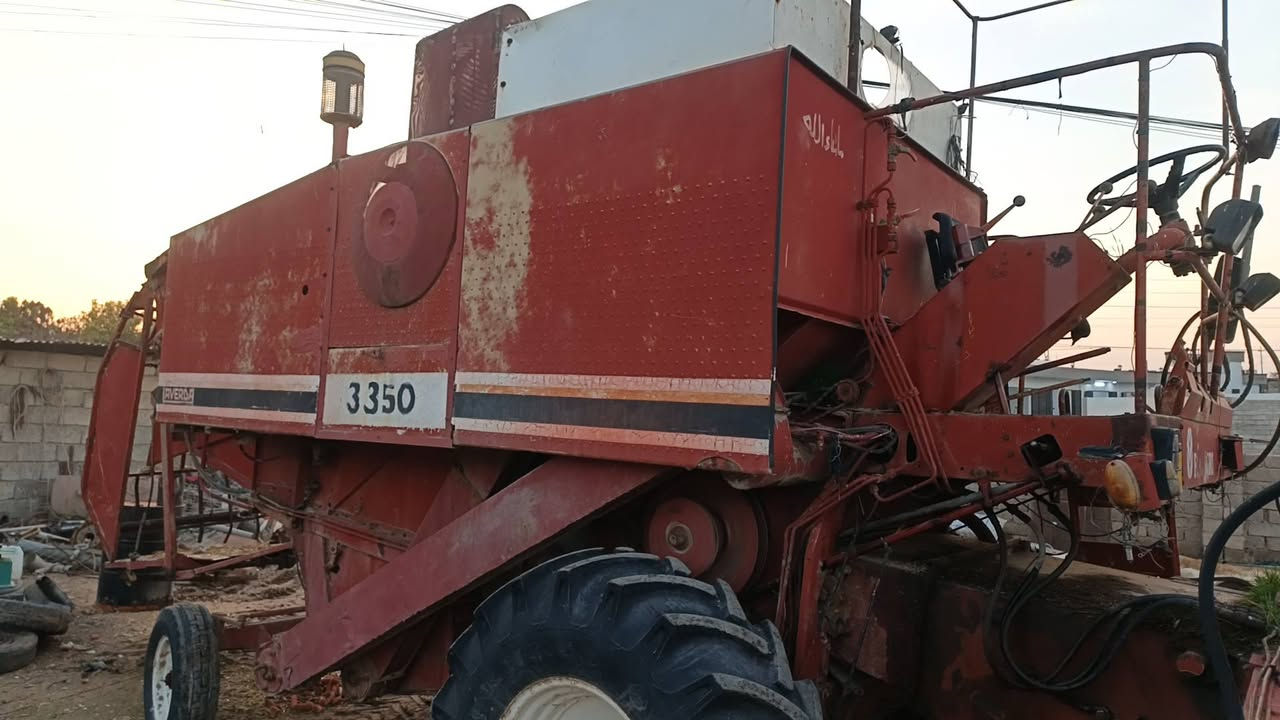 حاصدة لافردا للبيع رقم وسنويه نينوى العنوان الموصل بقية التفاصيل الاتصال على رقم ***********
