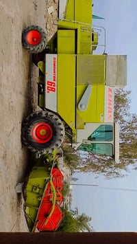 عندي حاصده كلاس موديل 20210 مكفوله كفاله عامه من كهربائيات وتبريد شغال...