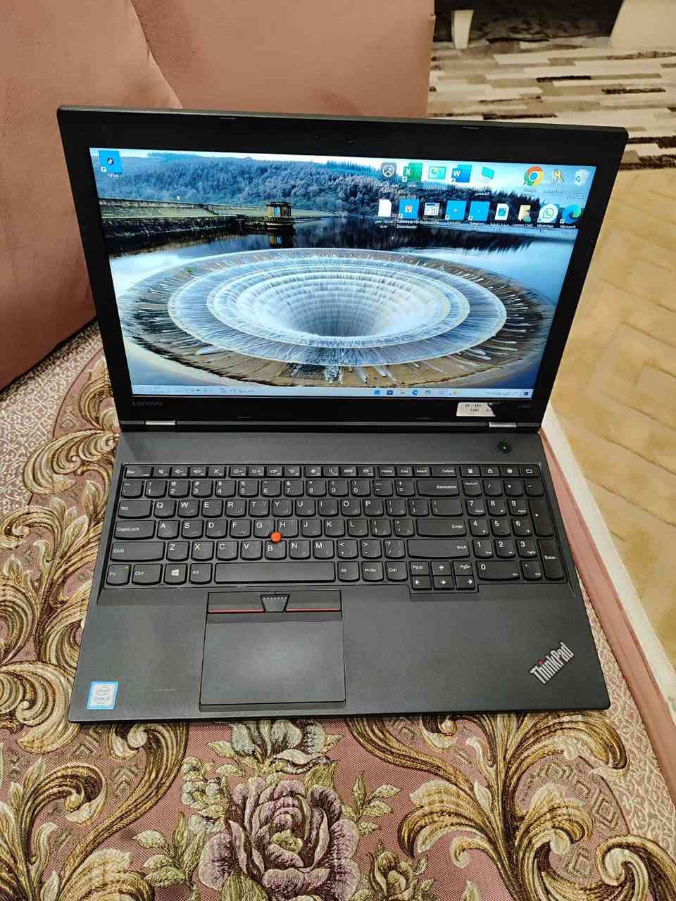 السلام عليكم لابتوب لينوفو مواصفات راقية استخدام شخصي نظيف كلش مستخدم شهر اقوى لابتوب ممكن تحصله بها  السعر يشغل كل شي اللابتوب مكفول عالفحص من جميع النواحي تفحصه يلا تدفع فلوسه
 
السعر 215 الف وبي مجال شي قليل 

مواصفات اللابتوب: 
النظام ويندوز 10 
 CORE i5 من الجيل السادس بسرعة عالية 
الهارد 256GB SSD اسرع واحدث نوع
الرام 8GB سريع جداً
كارت شاشة انتل 4GB نوع عالي الاداء
حجم الشاشة 15.5 " إنش فول دقة عالية جداً
يحتوي على بلوتوث + وايفاي
يحتوي على كاميرا امامية
بطارية ممتازة تشغيل مستمر حوالي 3 ساعات
بي كل أنواع المنافذ: 3 منافذ USB ومنفذ LAN ومنفذ ميني HDMI ومنفذ VGA ومنفذ هيدفون

ملحقات اللابتوب شاحنته الأصلية والجنطة

للاستفسار الاتصال او المراسله خاص 
***********
