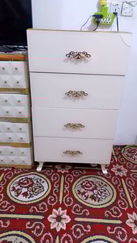 غرفة نظيفة • ما بيها خدش • أريكة