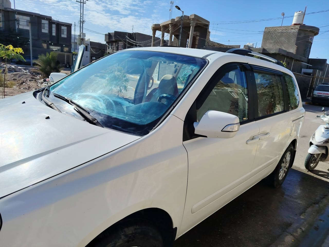 كرنفال خليجي 2012
كفاله عامة من الضربة أو اي عيب شرعي 
محرك 2700 وباقي التفاصيل بالصور 
السيارة موجوده بالرميثة ***********
