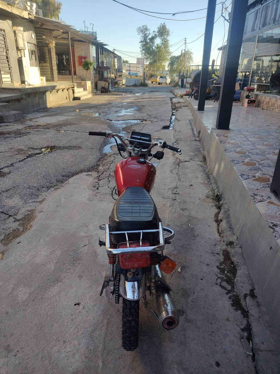 للبيع 📍
تايكر 19 

معمر مره وحده 

نضافه كدام العين 

وايرمنيه كامله عازيو باتري فقط

سعر 300 وبي مجال شي قليل 

*********** واتس اب

