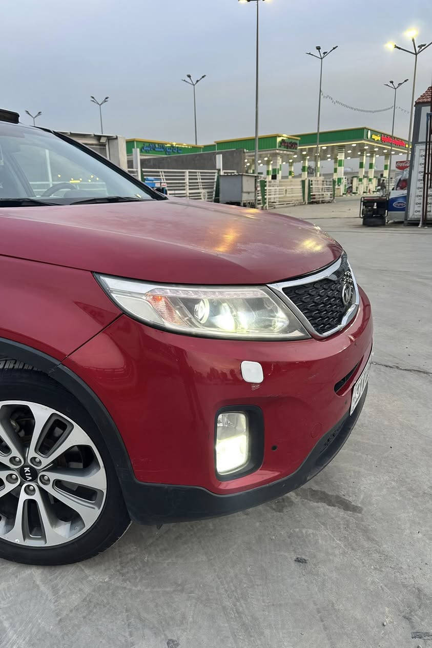 البيع ~ مراوس
سورنتو 2014 خليجي كويتي فول 1/1 6 سلندر 7راكب 
رقم بغداد تحويل ثاني يوم 
مكينة كير فقط مكينة مفتوح بيه  كازكيت  تبريد حدادية الصدر تايرات  سياره جاهزه  عليها ادامة كامله ترايها شرط مال حديث متصرف عليه 
-بانزين دهن 
-2بصمات تشغيل 
-اشاير ترحيب عند الاقتراب 
-يدات نيكل بلادي 
-المرايات الجانبيات شفط
-كشنات جلد بلادي
-كشن كهربائي
-تدفئه بل كشنات
-اناره ليزريه داخليه بلادي
-ارضيه جلد كامله مدوشمة
-لايت زنون 
- بنوراما 
-لدامامي وخلفي 
-كامره خلفيه بلادي
-شاشه بلادي
-تبريد يبانو 
-اشاير بل مري 
-تبريد ثلاث قطع 
-حساسات أمامي وخلفي 
-نضام ايكو تقليل صرف 
-نضام سبورت 
-وبعد بيها هواي مواصفات الكويتي فول معروف 
 - سياره بيها بارد بالباب عكس السائق بل ذيل شويه وجراد عل بنيد 
-عنوان بغداد الحسينيه 

-السعر 168 وبيه مجال
رقم صاحب السيارة ***********
