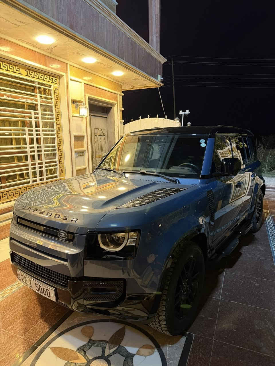 السلام عليكم
لاند روفر ديفندر p400s 110 2020
6 سلندر تيربو المرغوب 3000
وارد الماني كفاله عامه بصمتين
كامرات 360
عداد شاشه كامله
لون مميز
تدفئة كشنات + ستيرن
بانوراما
جكات
تحديد مسار
رادار مانع تصادم
المرايه الوسطيه كامره
* رقم اربيل (رقم عادي)
سعرها 615$ 
مكانها حله المركز 
***********
