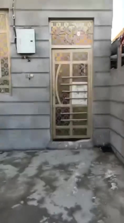 سلام عليكم بيت طابو زراعي سند 25 مساحه ميه عنوان سيف سعد مقابيل شارع المشجر استفسار اتصال *********** سعر 45 وبي مجال بيت صالح لسكن
