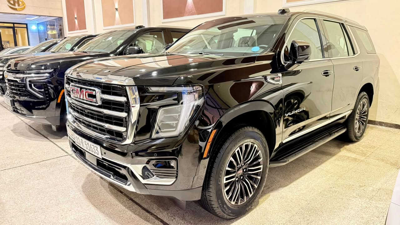 السلام عليكم 
للبيع او مراوس 
GMC الفيشن 
موديل 25 
ماشيه 22 
وكاله المنصور 
مكفوله من صبغ وبارد وفتح وتبديل ودبل كود 
رقم بغداد 
مكانها بغداد 
***********
