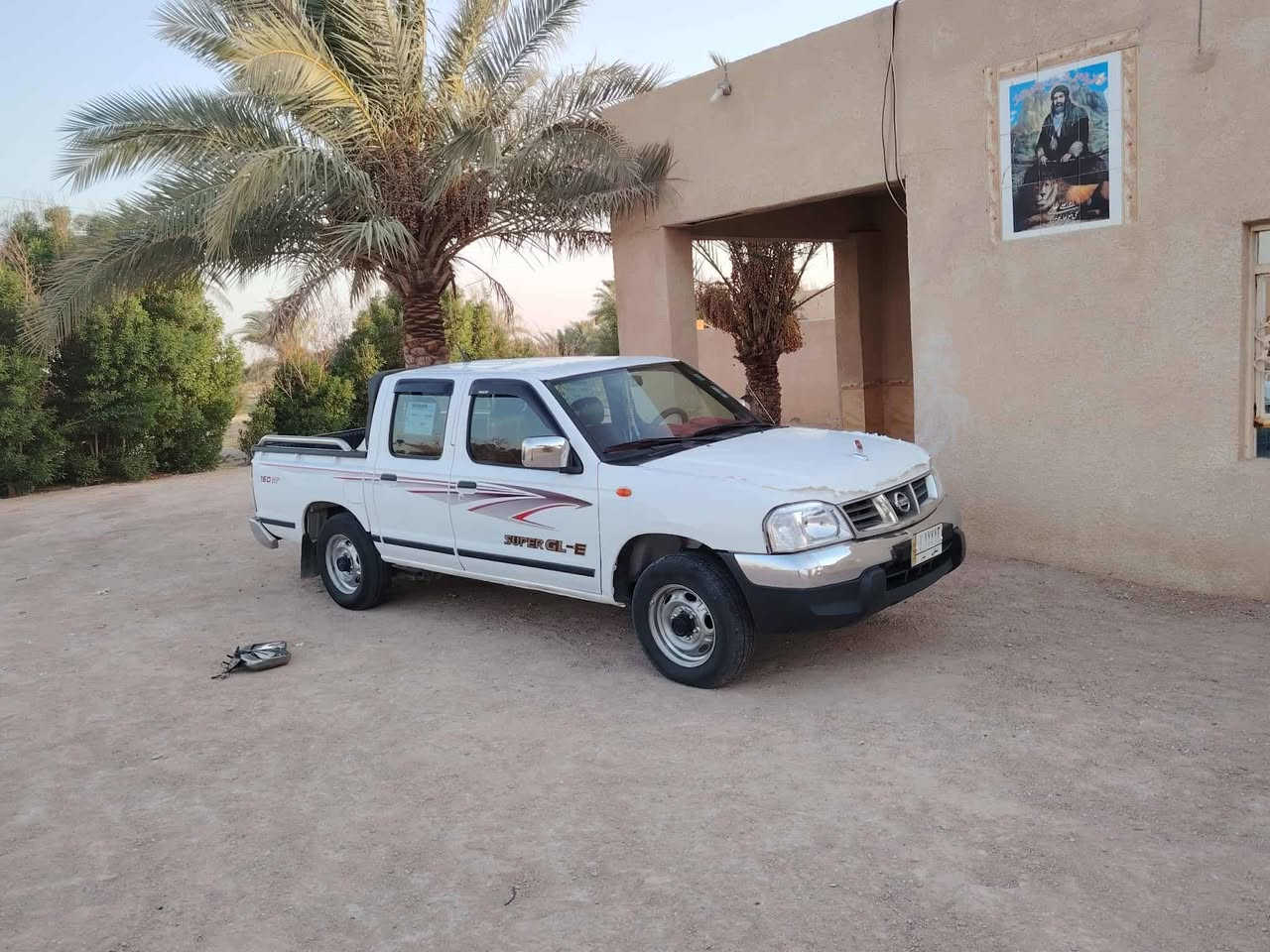 نيسان 2014 بيها بنيد وجاملق مبدلات باقي كفاله السعر 125 وبيها مجال *********** مكان سياره ديوانيه قضاء الشنافيه
