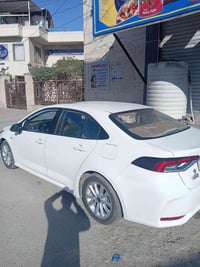 كورلا هايبرد مديل ٢٥ انريد مراوس بي وايدي مديل ٢٥ للي عنده ويريد يراوس...