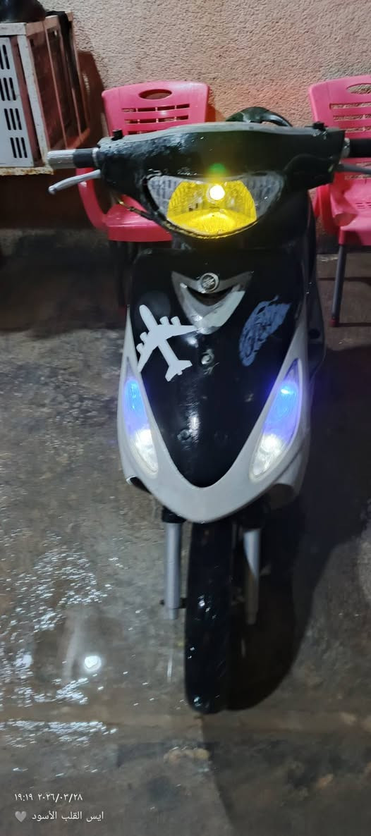 سلام عليكم إخوان عندي دراجه
ماكس منغولي بلاديه مختمه كلشي شغال بيه
كهربائيات شغاله عالي ناصي 
دشبول شغاله كيج لبانزين  كيج سرعه 
تشتغل سلف وهندر 
السعر 450 وبيها مجال
موجود على الخاص
‏‪***********‬‏ @إشارة
