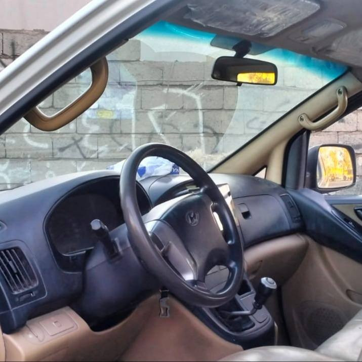 هیۆندای H1 مودیل 2011 بۆ فروشتن
11 نەفەری گازە
هەمو گیانی بە شەرت زور جوانە
لیدراوی نیە سبوغی نیە
سەنەوی مانگی دوو بەسەر دەچیت
  
سـعـر : لە کۆمێنت داوابکە ڕاستەوخۆ بۆت دێت 📥 

گێر و مەکیەنەی بەشەرت 
هیچ کێشەیەکی تێدا نییە 

ژمارەی خاوەنەکەی 
***********
***********
