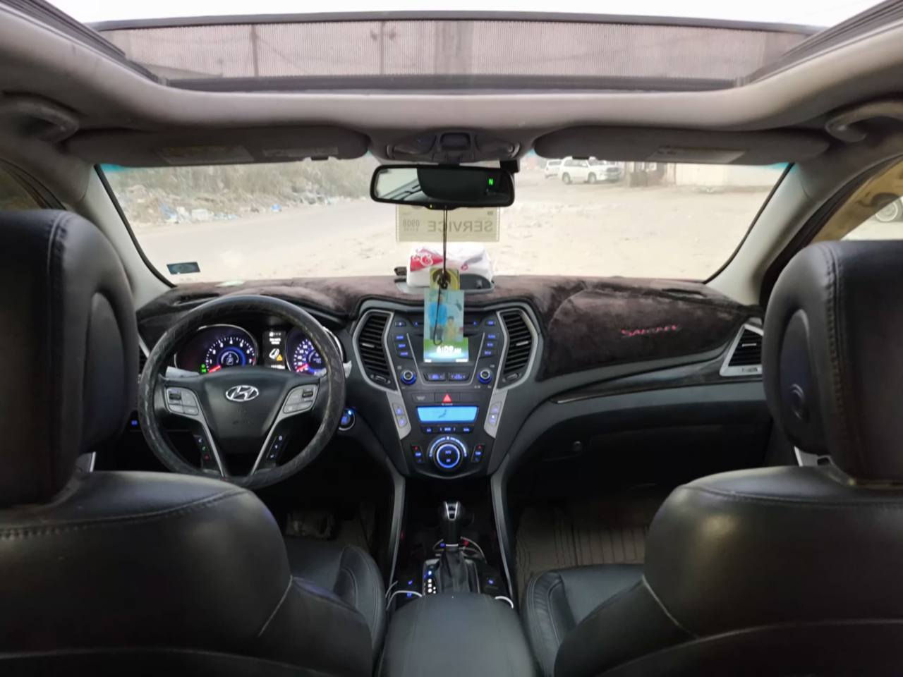 سلام عليكم سنتافي 2015 وارد امريكي ضرره جاملغ وبنيد مصلح وجاملغ مبدل فقط سنويه 2030 رقم كربلاء فول. مواصفات.                                                            1 كشنات جلد اسود.                                                 2 بنوراما.                                                          3جنطه كهربائيه.                                                    4 ثلاث وضعيات قياده( ايكو سبورت عادي)                        5 تتفئه ستيرن وكشنات خلفي وامامي.                             6. كشن كهربائي.                                                    7. دفع رباعي.                                                        8نضام نزول منحدرات.                                                9بصمه تشغيل.                                                       10 بصمه ابواب.                                                   سياره جاهزه ربع ما تذب عليه عنوان المدحتيه الحمزه الغربي عٌ السعر 135 وبيه مجال. رقم هاتف***********6
