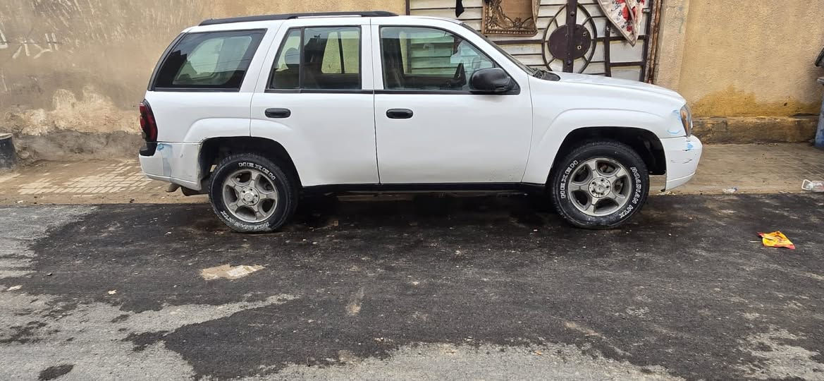 السلام عليكم ورحمة الله وبركاته. من رخصت أأمن. أعاده. نشر بسبب.  الوعود. الكاذبه  أعيد نشر.  بلايزر. موديل. ٢٠٠٤ مال. مازاد  بيها.  كتاب. تترقم.  مازاد وزارة داخليه.   كير ومكينه به. اثنين. ونص. مصبوغه  عام. للجماليه.  للبيع. أو مراوس. اسعر. ٤٠. قابل. للتفاوض. الاتصال  على لرقم.    بي واتساب. ***********
