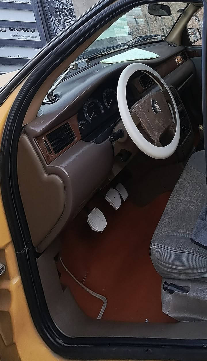 سلام عليكم للبيع سمند موديل 11السياره كير مكينه بيه خيط تبخير تبريد ثلج 🥶تخم تاير نص عمر بيه طخه بل باب الي خلف الصدر او بيه جاملغ صبغ بدون دواخل رقم ميسان بسمي مشروع وطني او هاذ رقمي ***********بي وتساب او هاذ اتصال***********مكاني بغداد البياع
