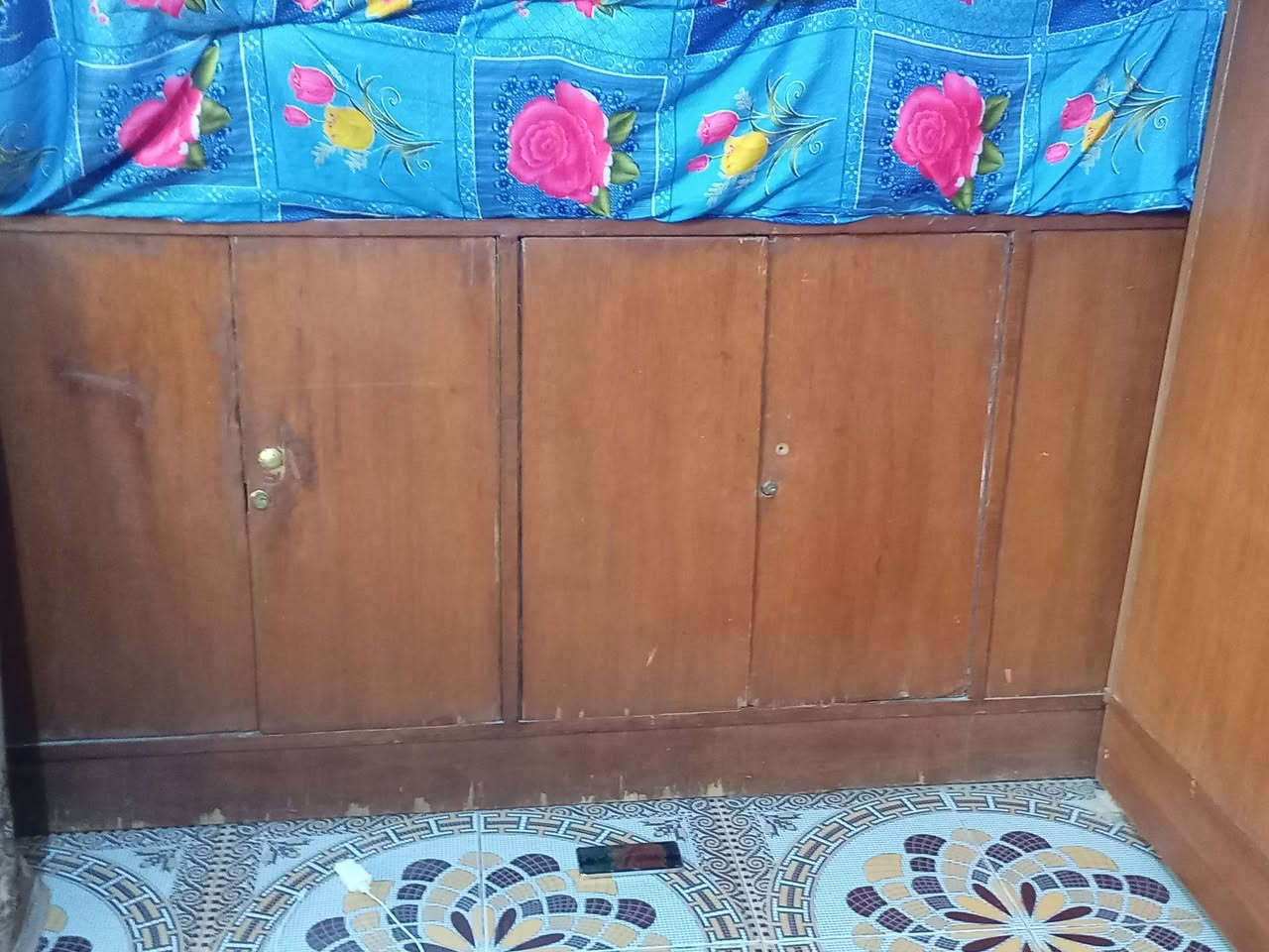 البيع
البوفيه 55
الكاونتر كامل 85
كومدي 15
التنور غاز 30


**إذا كنت صاحب هذا الإعلان وتريد حذفه لأي سبب، رجاءا أرسل رسالة إلى الدعم الفني**